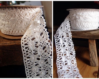 2.25" Crochet Lace Eyelet Ribbon Floral Trim Pattern Gift Wrap Decor Ideas 10 Yard Roll - Ivory or White  * free shipping *
