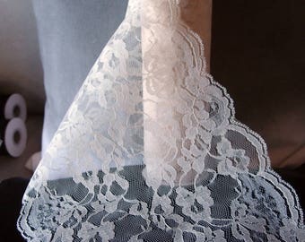 9" wide x 10 yards Floral Pattern Lace Chantilly trim for bridal, baby, Table Runner Ribbon - Choose Colors * free shipping *