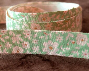 Green Floral Garden flowers Print Cotton Ribbon, 5/8-inch, 10-yards * free shipping *