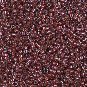 Miyuki Delica DB1705 11/0 cuivre transparent bordé de perle canneberge foncé