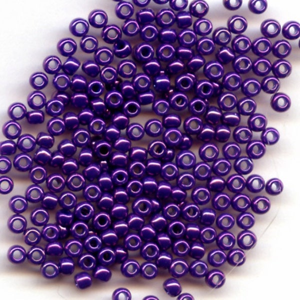 11/0 Metallic Purple 460D , Japanese Glass, Seed Beads, 28g.