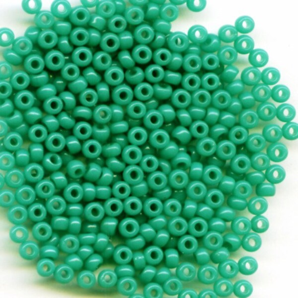 11/0 Turquoise Green, Japanese Glass Seed Beads, 10g QCB412