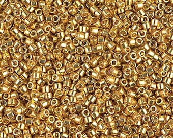 DB1832 11/0 Duracoat Galvanized Gold Miyuki Delica