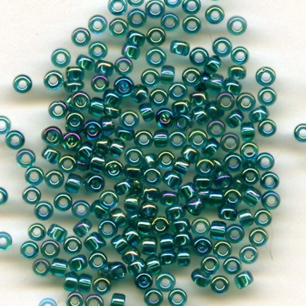 CLEARANCE...11/0 Rainbow Iris Green , Japanese Glass Seed Beads, 28g 259B