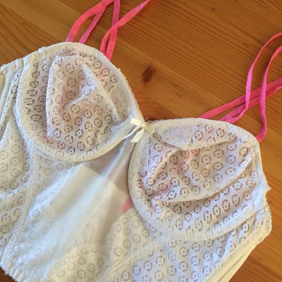 KITT - vintage longline bra, white lace overwire … - image 10