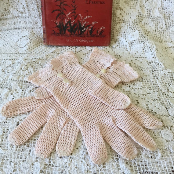 PINK CROCHET GLOVES - vintage blush ladies' glove… - image 5