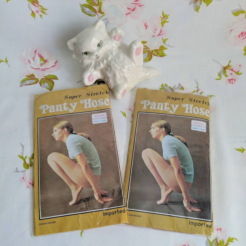 SUPER STRETCH PANTYHOSE deadstock vintage nylon stockings, original kitsch packaging, retro hosiery, Seanna tights 1970s 1980s image 3