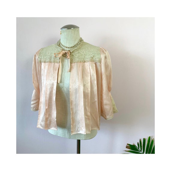 CHELO - vintage peach satin bedjacket, good luck n
