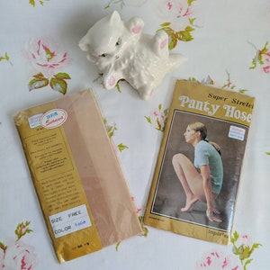 SUPER STRETCH PANTYHOSE deadstock vintage nylon stockings, original kitsch packaging, retro hosiery, Seanna tights 1970s 1980s image 6