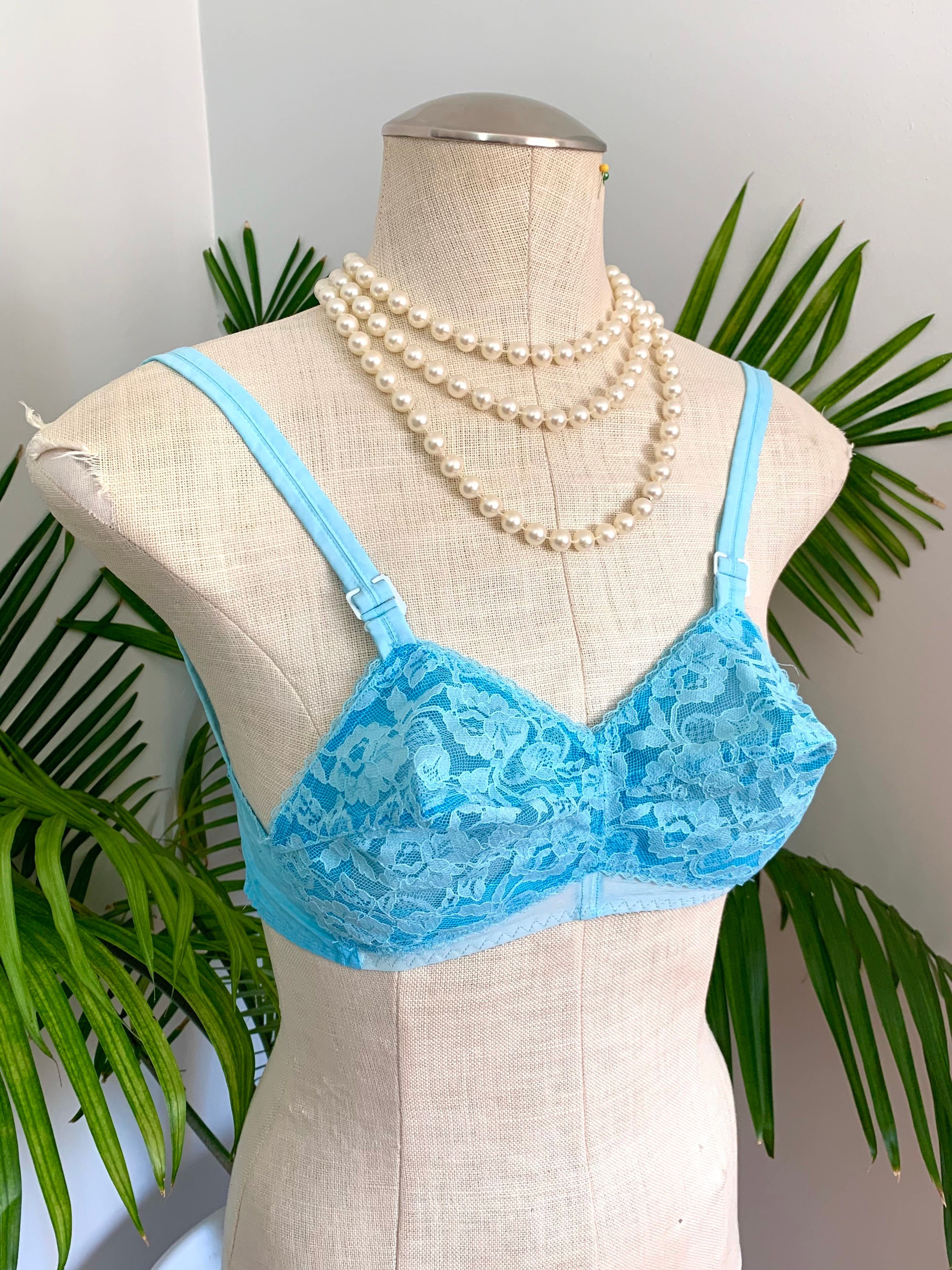 JUDY Vintage Hand-dyed Bullet Bra, Robin's Egg Blue 28D FIGURETTE