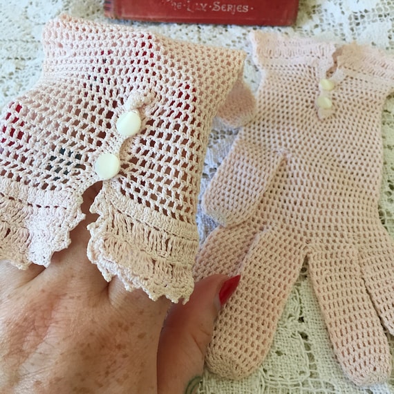 PINK CROCHET GLOVES - vintage blush ladies' glove… - image 8