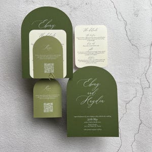 Sage Grün und Champagner Elfenbein und Layered Arch Modernes Hochzeitseinladungs-Set, gestanzte Form, gedruckte Einladen-Reihe - wählen Sie Ihre Farben!