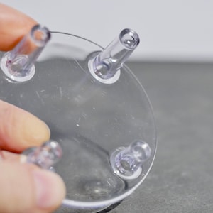 Acrylständer für Kristalle | Runder Display Halter für Mineralien und Fossilien | Transparenter Kristallständer