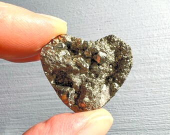 Golden Pyrite Heart 25mm you can choose with raw crystal surface and cut base