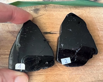 Fatias transversais de pedra de palmeira Schorl polida com turmalina negra para proteção da aura