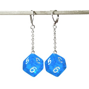 D&D D6 Earrings
