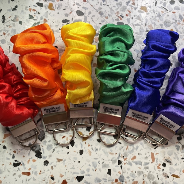 Scrunchie Keychain, Satin Scrunchie Keychain, Scrunchie Key Fob Ring, Scrunchie Keyring, Women's Gift, Scrunchie Wristlet, Rainbow Keychain