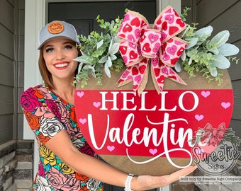 Valentines Front Door Decor | Hello Valentine | Valentines Wreath | Valentines Door Hanger | Valentine's Door Wreath | Valentines Hanger