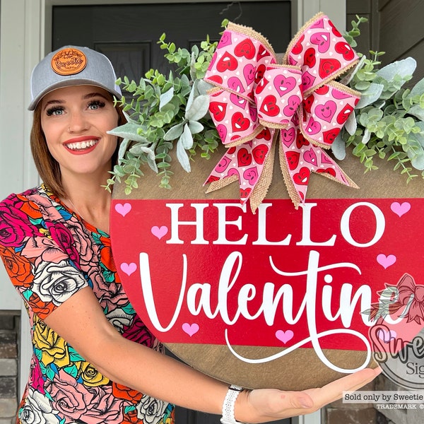 Valentines Front Door Decor | Hello Valentine | Valentines Wreath | Valentines Door Hanger | Valentine's Door Wreath | Valentines Hanger