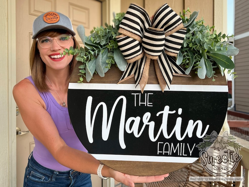 Front Door Decor | Last Name/Family | Year Round Wreath | Front Door Hanger | Personalized Door Wreath | Housewarming Gift | Home Decor