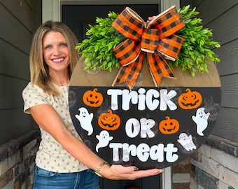 Halloween Front Door Decor | Halloween Wreath | Trick Or Treat | Ghost | Halloween Decor | Halloween Door Hanger | Halloween Wreath | Ghost