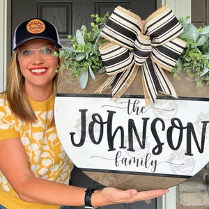 Front Door Decor | Last Name/Family | Year Round Wreath | Front Door Hanger | Personalized Door Wreath | Housewarming Gift | Home Decor