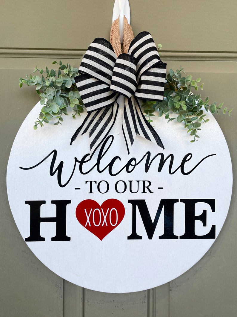 Valentines Front Door Decor Valentine's Front Door image 2