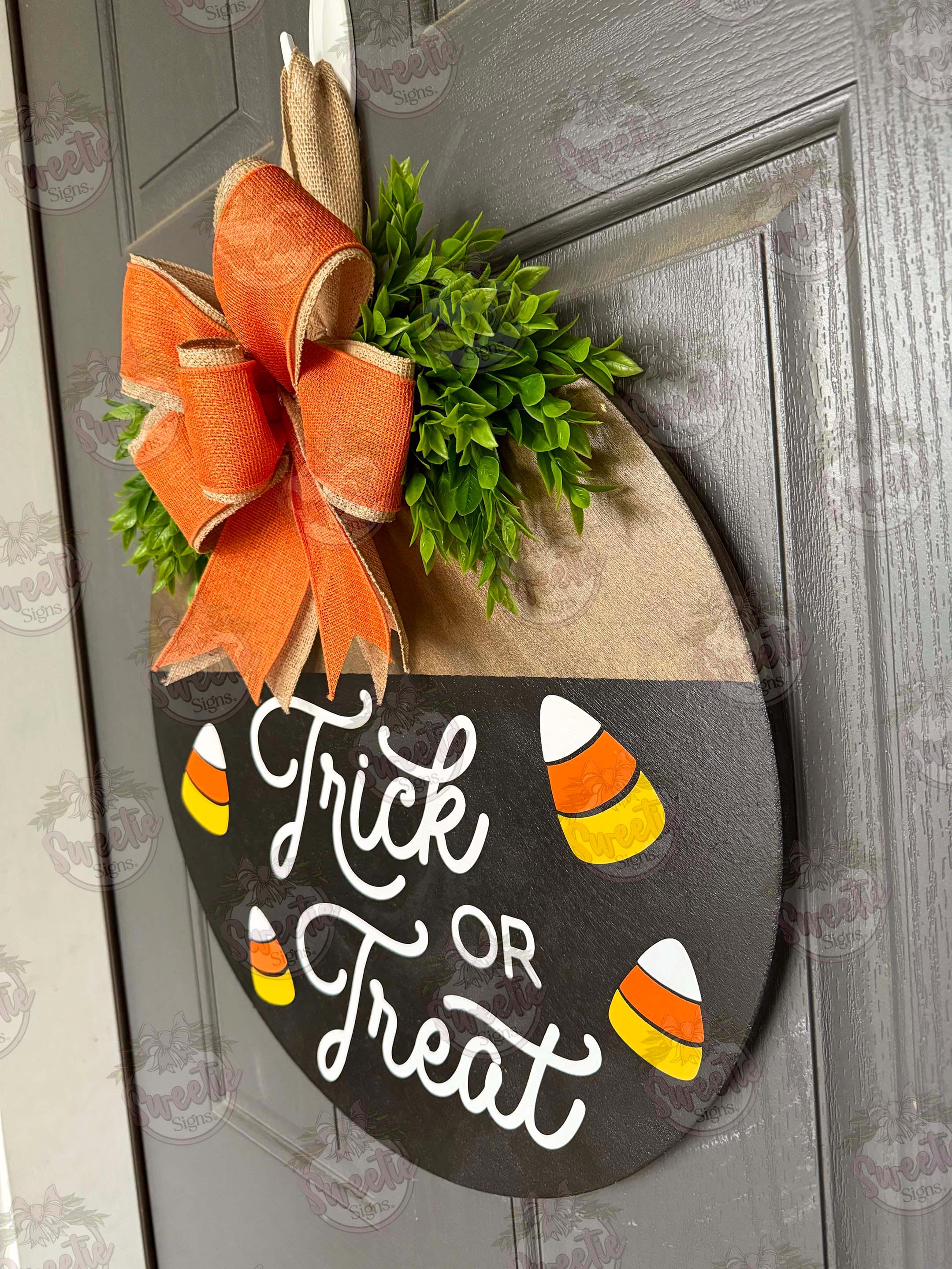 Halloween Front Door Decor | Halloween Wreath | Trick or Treat | Candy ...