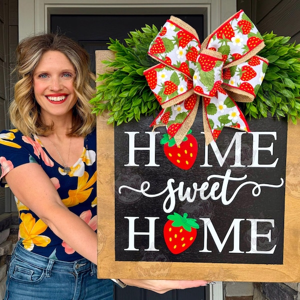 Summer Front Door Decor | Hello Summer Wreath | Summer Wreath | Strawberries | Summer Sign | Front Door Wreath | Summer Door Hanger