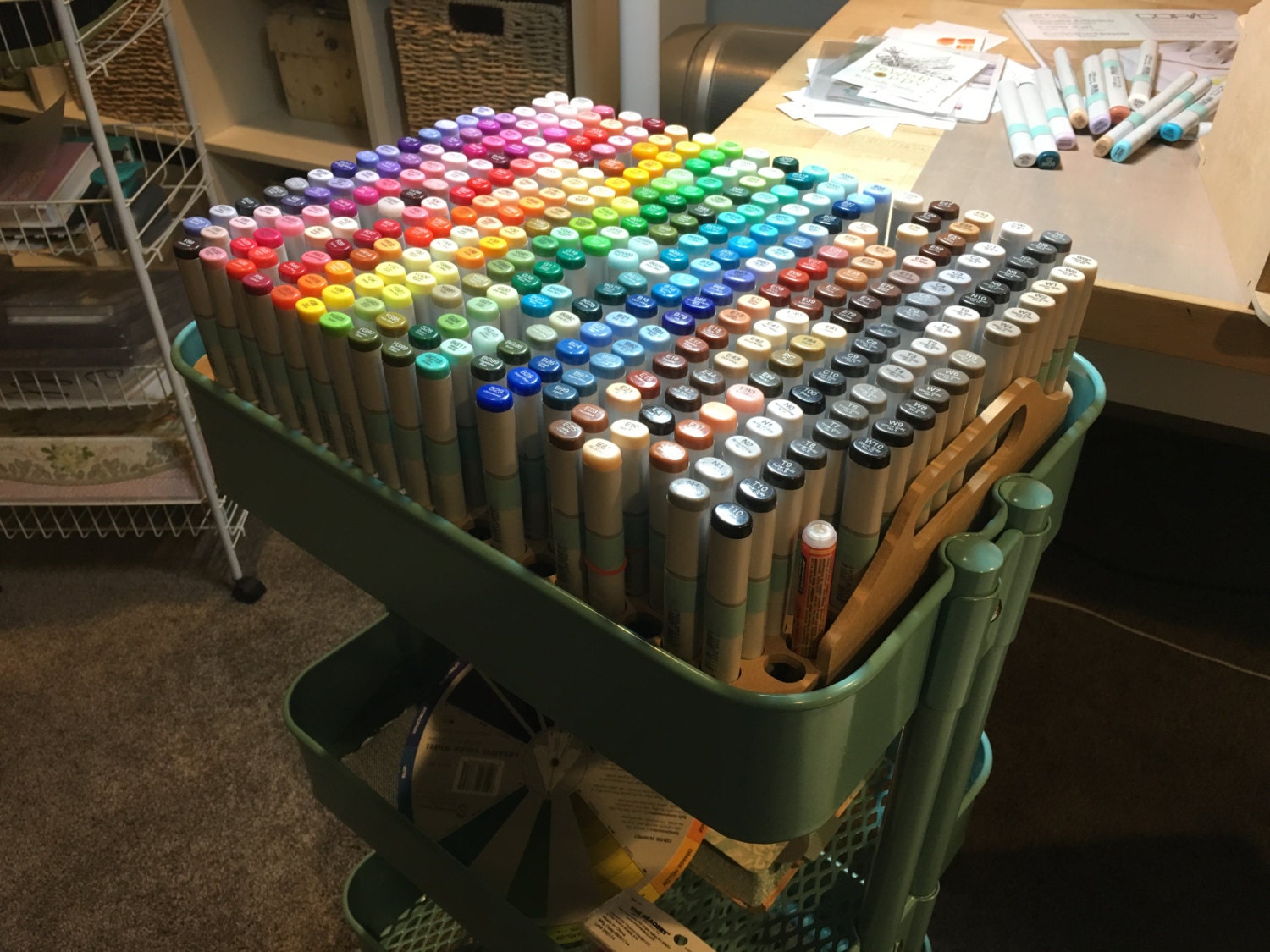 ALI'S ART MARKERS, Alcohol Markers, Dual Tip Double Ended Marker, 60  Colours, Clear Plastic Storage Case, Drawing, Sketching