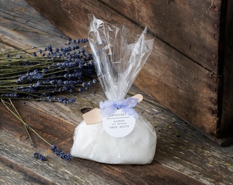Sales de baño con aroma a lavanda, sales de baño terapéuticas, regalo de lavanda, sales hidratantes, sales de baño con aceites esenciales