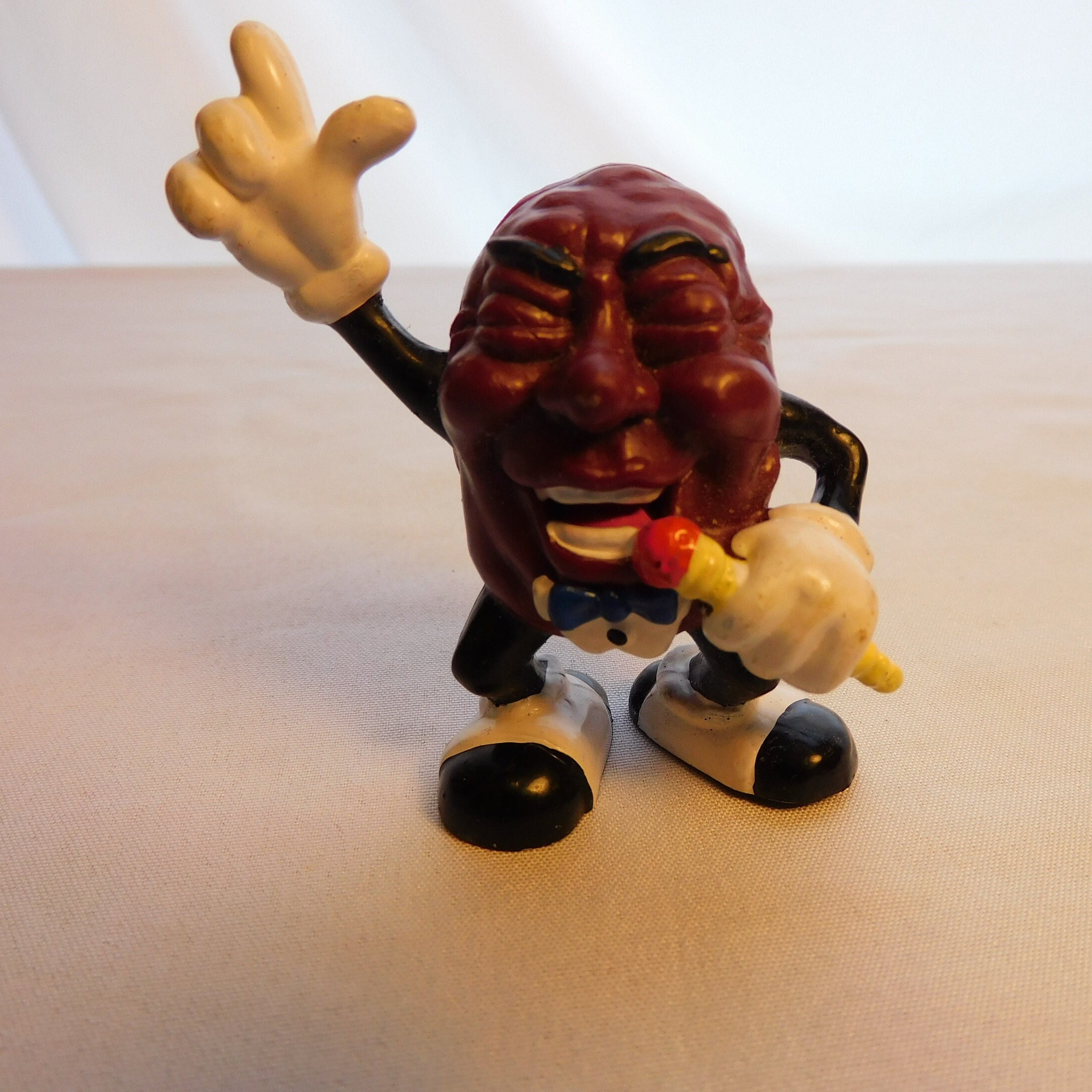Set of 8 California Raisin Figures Figurines All Different Great