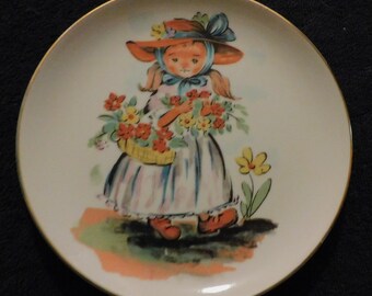Valentine Gift for Her Gold Rimmed Hand Painted Sweet Bonnet Girl Collecting Flowers Decorative Plate (box 5)
