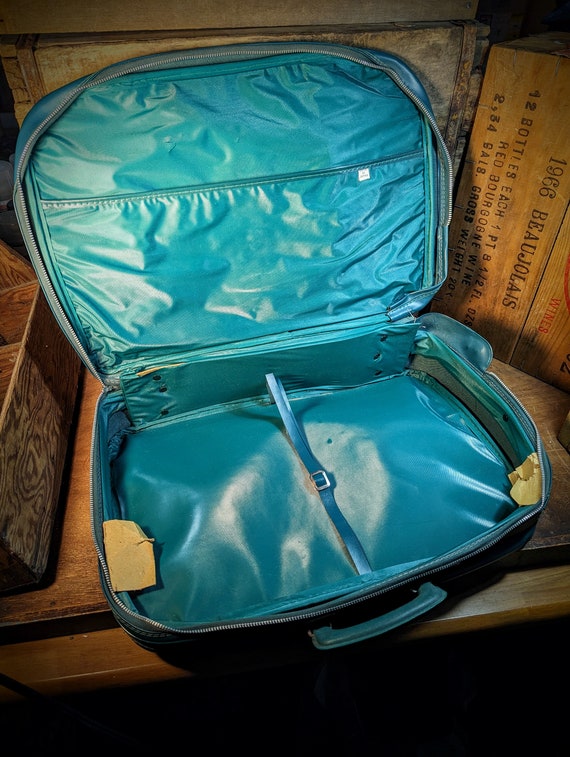 Retro MidCentury Carry On Suitcase / Made in Japan /… Gem