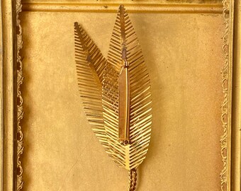 Vintage Gold Tone Brooch