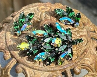 Vintage Estate Regency Green Brooch & Earrings