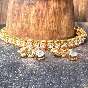 Vintage Estate Avon Rhinestone Bracelet & Earrings
