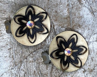 Vintage Metal Flower Clip Earring with Rhinestone
