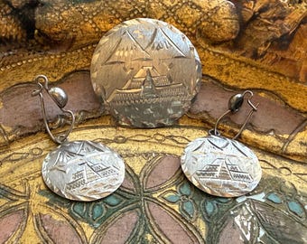 Vintage Estate Hecho In Mexico 925 Pendant Pin & Earrings