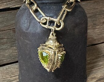 Bracelet Made of Bronze with Yellow Gold Lamination with Hydrothermal Green Quartz Pendant