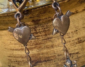 Vintage Estate Unsigned Tokens of Gilt Hearts & Cupids Set