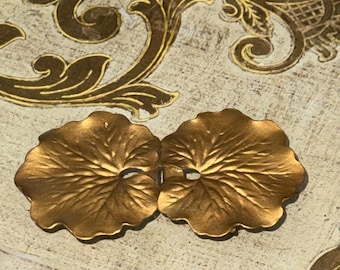 Vintage Ornate leaf Buckle