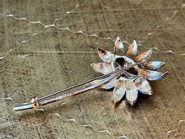 ヴィンテージ コロ ブルー フローラル ブローチ - Etsy 日本