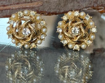 Vintage Kramer Clip Earrings