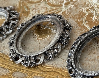 Vintage New Old Stock Brooch Frame Blanks (4)