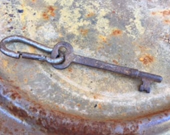 Vintage Rusty Skeleton Keychain