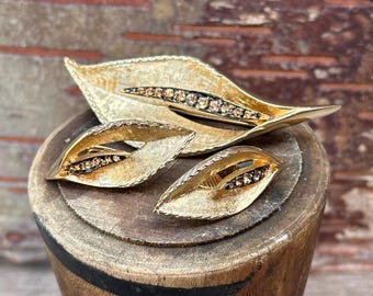 Vintage Estate Avon Belleville Brooch & Clip Earring Set Gold Tone with Rose Gold Crystals