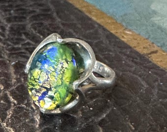 Vintage Estate Modernist Green Foil Opal & Sterling Ring