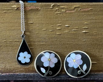 Vintage Estate Mexico MOP Alpaca Clip On Flower Earrings with Necklace