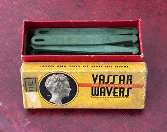 Vintage Vassar Hair Wavers in Box (39)